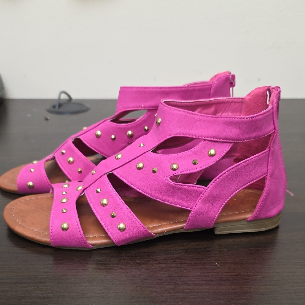 Anna Fuchsia Studded Sandals